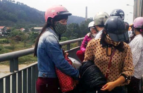 Nghi vấn hai mẹ con nhảy cầu tự tử vì áp lực nợ nần!