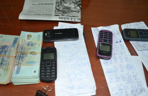 Bắt quả tang ổ đánh bạc dưới hình thức số đề