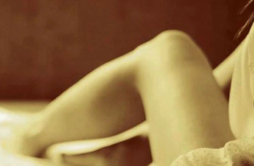 Trẻ em bị đầu độc bằng truyện online đồi truỵ