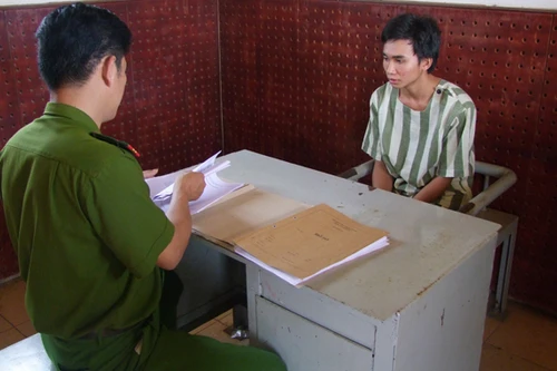 Tưởng công rửa bát...30 triệu đồng/tháng, thiếu nữ phơi phới "xuất ngoại"