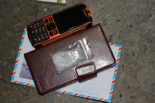 Bắt giữ nhạc công tàng trữ ma túy đá