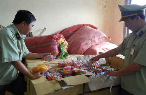 Bắt hàng chục nghìn chai xà bông thổi nước