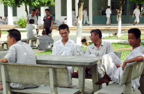 Bệnh nhân bệnh viện tâm thần "nổi hứng" cướp tài sản