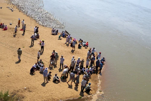 Tìm thấy 2 thi thể còn lại trong vụ 3 người đi câu cá 