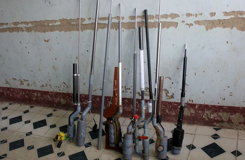 Xuất hiện súng tự chế lạ, rất nguy hiểm