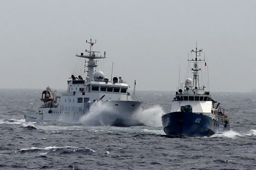 Trung Quốc đưa người tâm thần phân liệt vào nhập ngũ là rất nguy hiểm