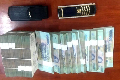 Cưỡng đoạt 80 triệu đồng, bắn phó phòng hình sự bị thương