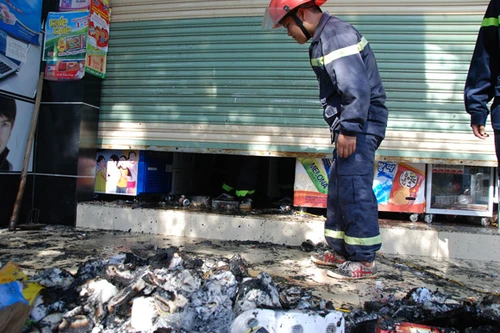 Cháy cửa hàng bách hóa tổng hợp, thiệt hại hàng trăm triệu đồng tại