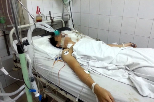 Một “phi công trẻ” bị đâm thấu ngực khi đang hú hí cùng nhân tình ở khách sạn