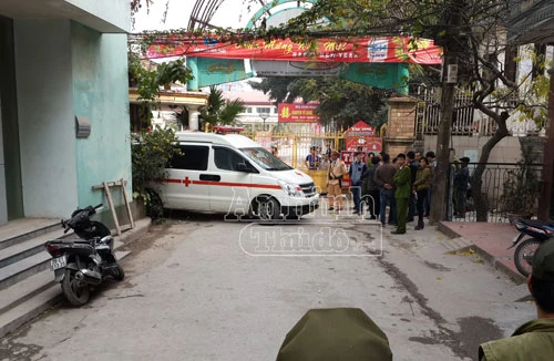 Giết hại dã man hai vợ chồng cụ già, gã trai cắt cổ tự sát