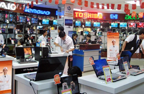 Bảo vệ siêu thị Nguyễn Kim cuỗm tài sản bỏ trốn