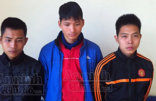 Bênh bạn gái, gã trai 9x rủ người đem xăng đốt cửa hàng len