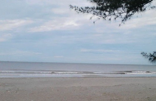 Đi tắm biển, 3 học sinh đuối nươc thương tâm