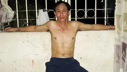 Kinh hoàng con rể truy sát cả nhà, phá nát bàn thờ