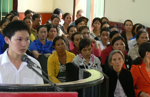 Cắt cổ hàng xóm vì "tội" nhắc lại chuyện trộm cắp 10 năm trước