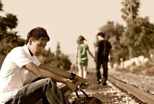 Anh, em và người đến sau