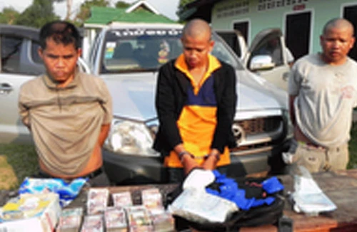 Vận chuyển 13.200 viên ma túy tổng hợp qua biên giới Việt - Lào