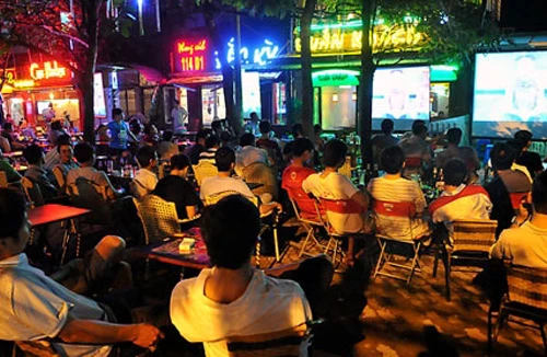 Triệt phá 2 ổ nhóm cá độ bóng đá