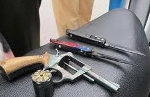 Bắt giữ nhóm cướp sử dụng súng colt xoay