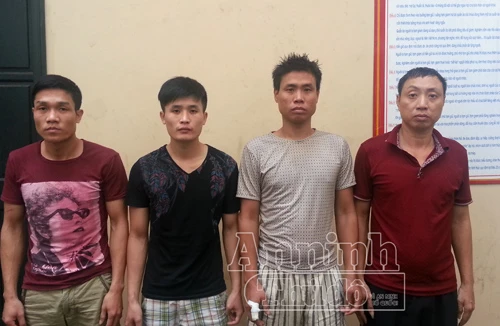 Triệt phá ổ bạc, cá độ tại quán cà phê Hoa Sữa