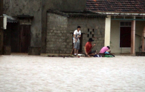 Quảng Bình: 6 người chết, gần 30 bị thương do mưa lũ