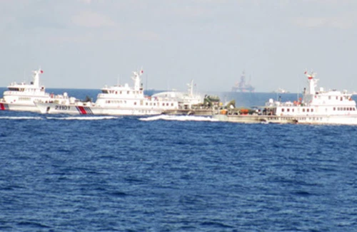 Trung Quốc điều tàu săn ngầm, tàu tên lửa tấn công nhanh uy hiếp tấn công tàu Việt Nam