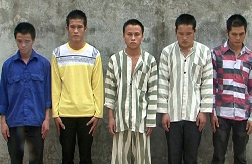 Đánh, bắt giữ người trái pháp luật vì nghi làm ma chài 