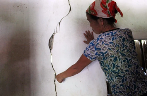 Quảng Ninh: Nổ lớn, hàng chục nhà dân rung chuyển