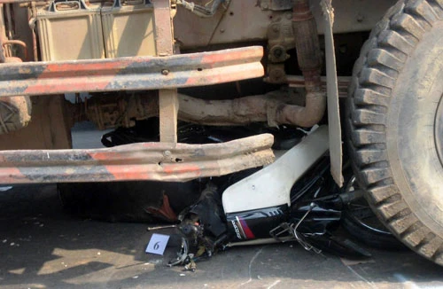 Một kỹ sư bị xe ben cán chết thương tâm