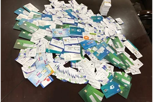 Bộ TT-TT: Mua bán SIM kích hoạt sẵn vẫn diễn ra công khai