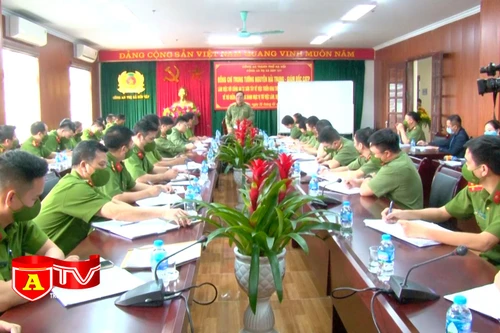 Chuẩn hóa công tác sử dụng cán bộ, bố trí lực lượng tại Công an thị xã Sơn Tây