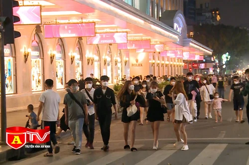 Đảm bảo ANTT và phòng chống dịch tại phố đi bộ