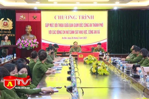 Vai trò của các cán bộ nữ cảnh sát khu vực và công an xã trong giữ gìn ANTT ở cơ sở