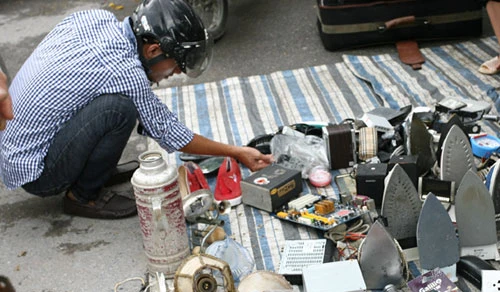 Chợ "đồng nát" có một không hai