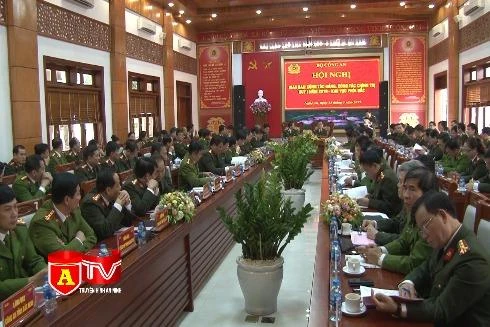 "Tự soi, tự sửa, tự tu dưỡng rèn luyện" theo Sáu điều Bác Hồ dạy