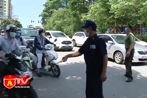 Kiểm soát hơn 11.000 phương tiện ra, vào thành phố Hà Nội