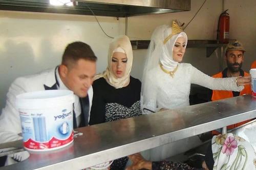 Thổ Nhĩ Kỳ: Đám cưới từ thiện dành cho 4.000 người tị nạn Syria