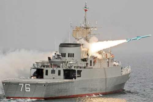 Iran chuẩn bị hạ thủy tàu khu trục nội địa mới