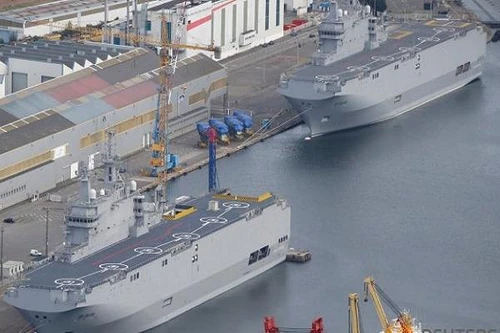 Pháp vận động Malaysia mua tàu sân bay trực thăng Mistral đóng cho Nga