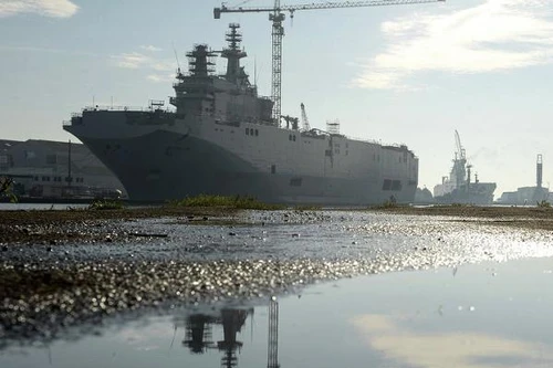 Pháp chuyển cho Nga hơn 1 tỷ euro tiền bồi thường thương vụ Mistral 