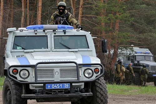 Lính sơn cước Nga tiếp nhận xe địa hình đa năng mới