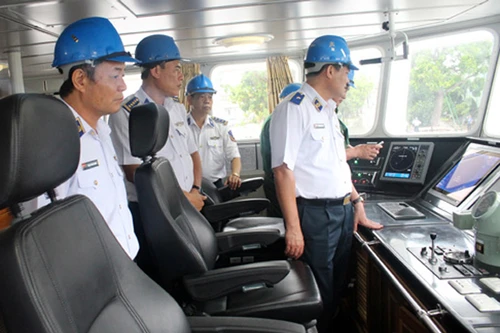 Cảnh sát biển Việt Nam được trang bị tàu tuần tra cao tốc TT400