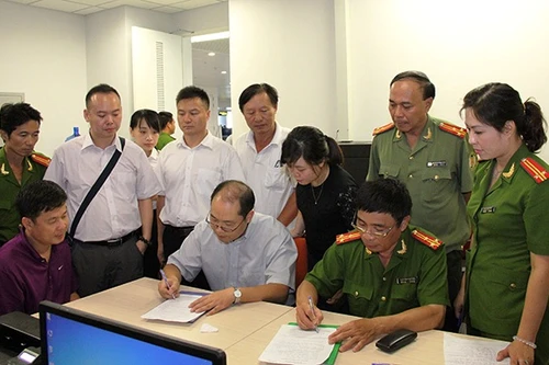 Cục trưởng Cục Điện lực nhận hối lộ 18 triệu Nhân dân tệ rồi trốn “mất tăm“