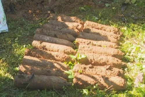 Phát hiện, xử lý 180 quả đạn pháo trong rẫy cà phê