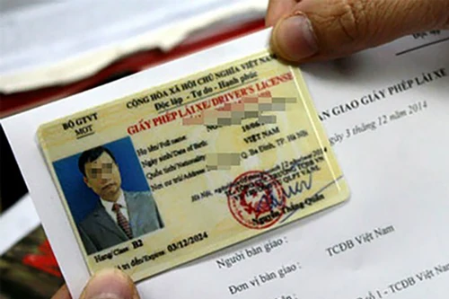 Bằng lái xe hạng B sẽ được giữ nguyên thời hạn 10 năm