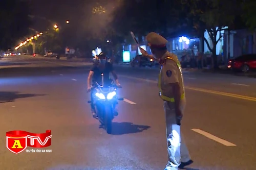 Tuần tra xuyên đêm phòng ngừa tội phạm