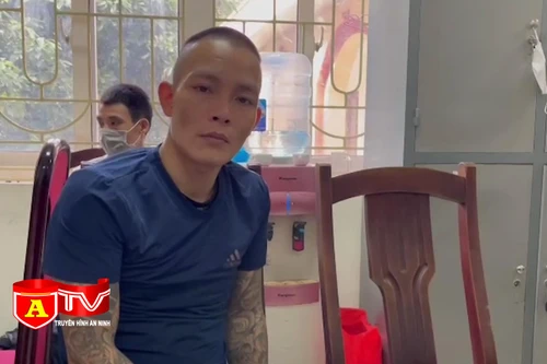 Tạm giữ hình sự đối tượng trộm cắp tài sản của shipper