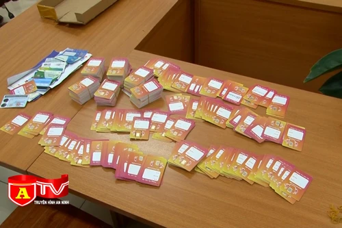 Bức xúc tình trạng mua bán trái phép thông tin về tài khoản ngân hàng