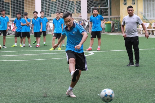 [ẢNH] THPT Nguyễn Thị Minh Khai hướng tới chức vô địch thứ 4