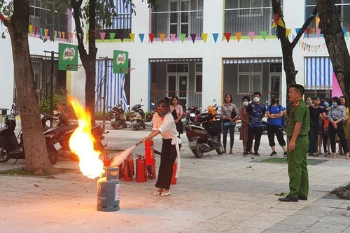 Tuyên truyền phòng ngừa cháy, nổ thường xuyên để người dân thấy được trách nhiệm 